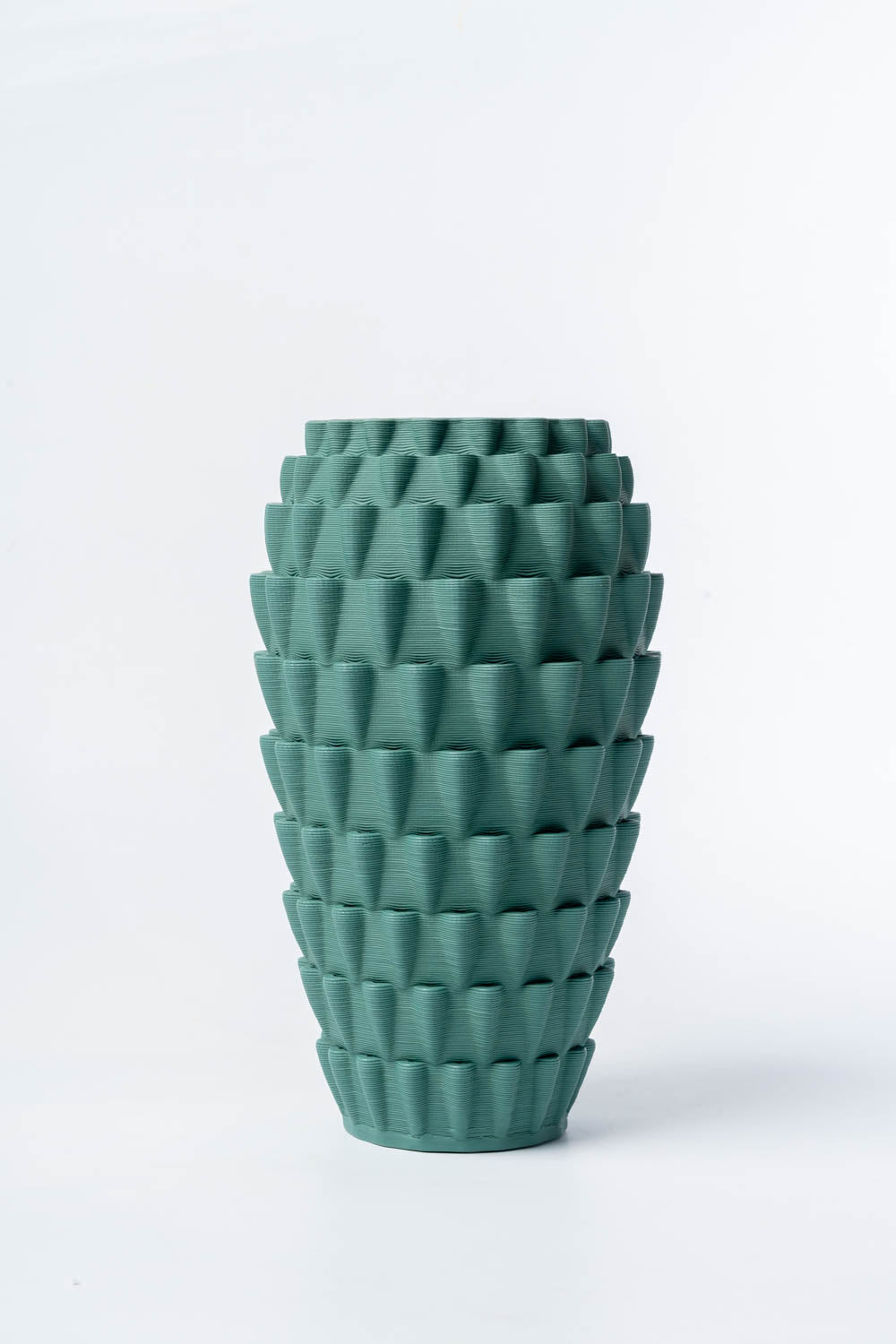 Pinecone Crest Vase
