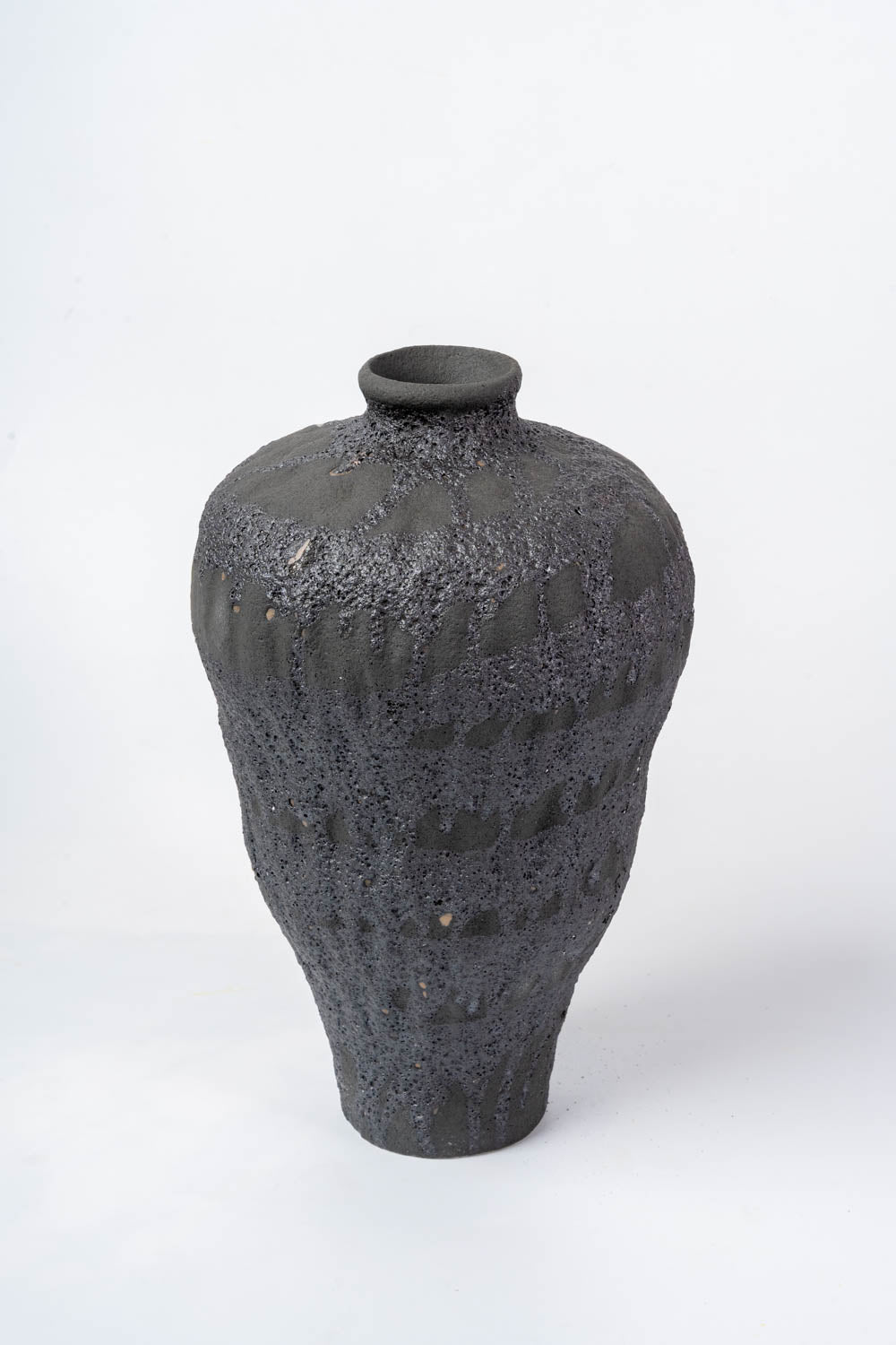 Charcoal Crest Textured Ceramic Vase