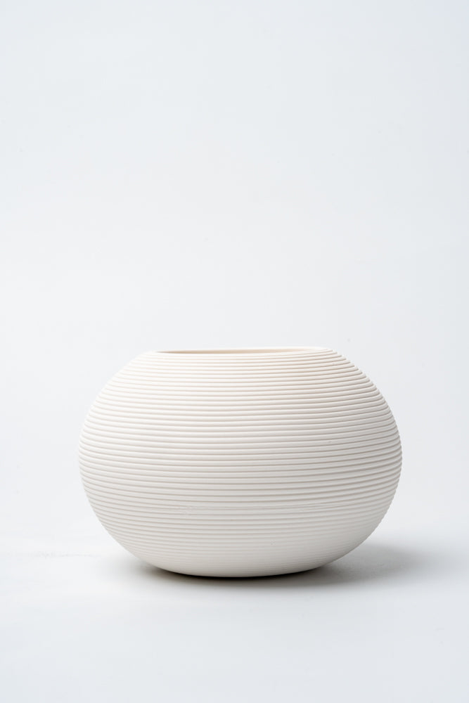 Ivory Vessra Accent Vase