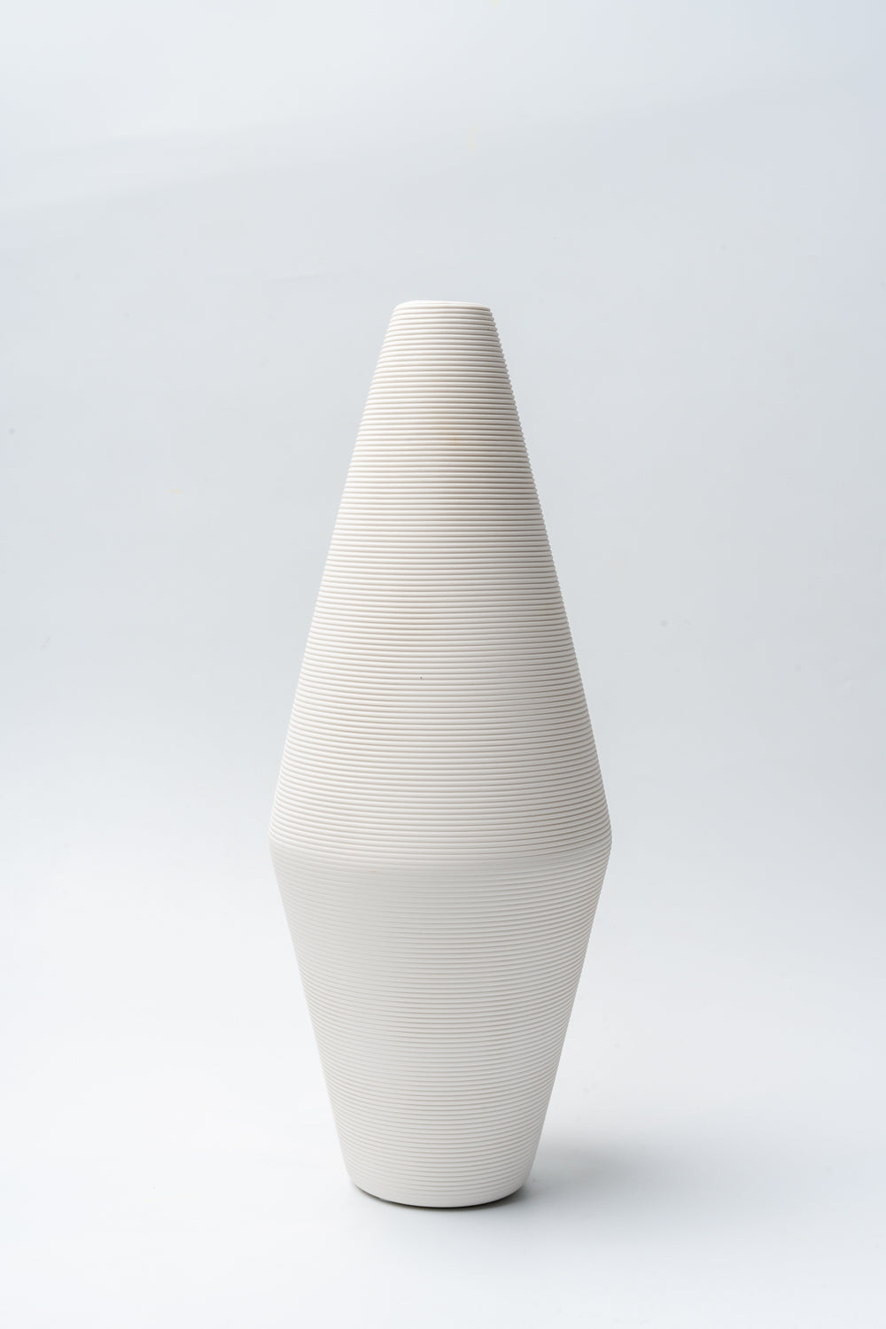 Ivory Formi Sculptural Vase