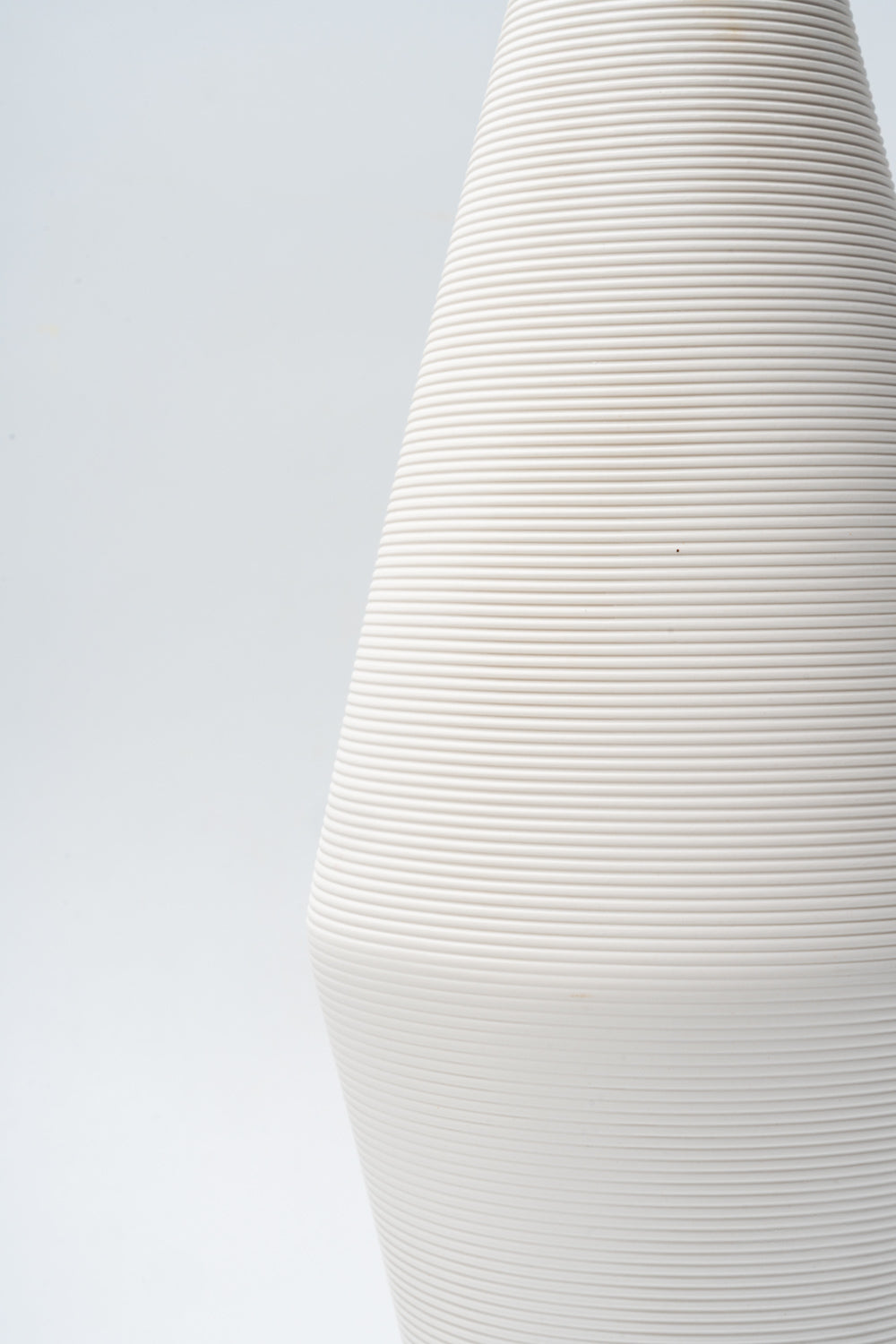 Ivory Formi Sculptural Vase
