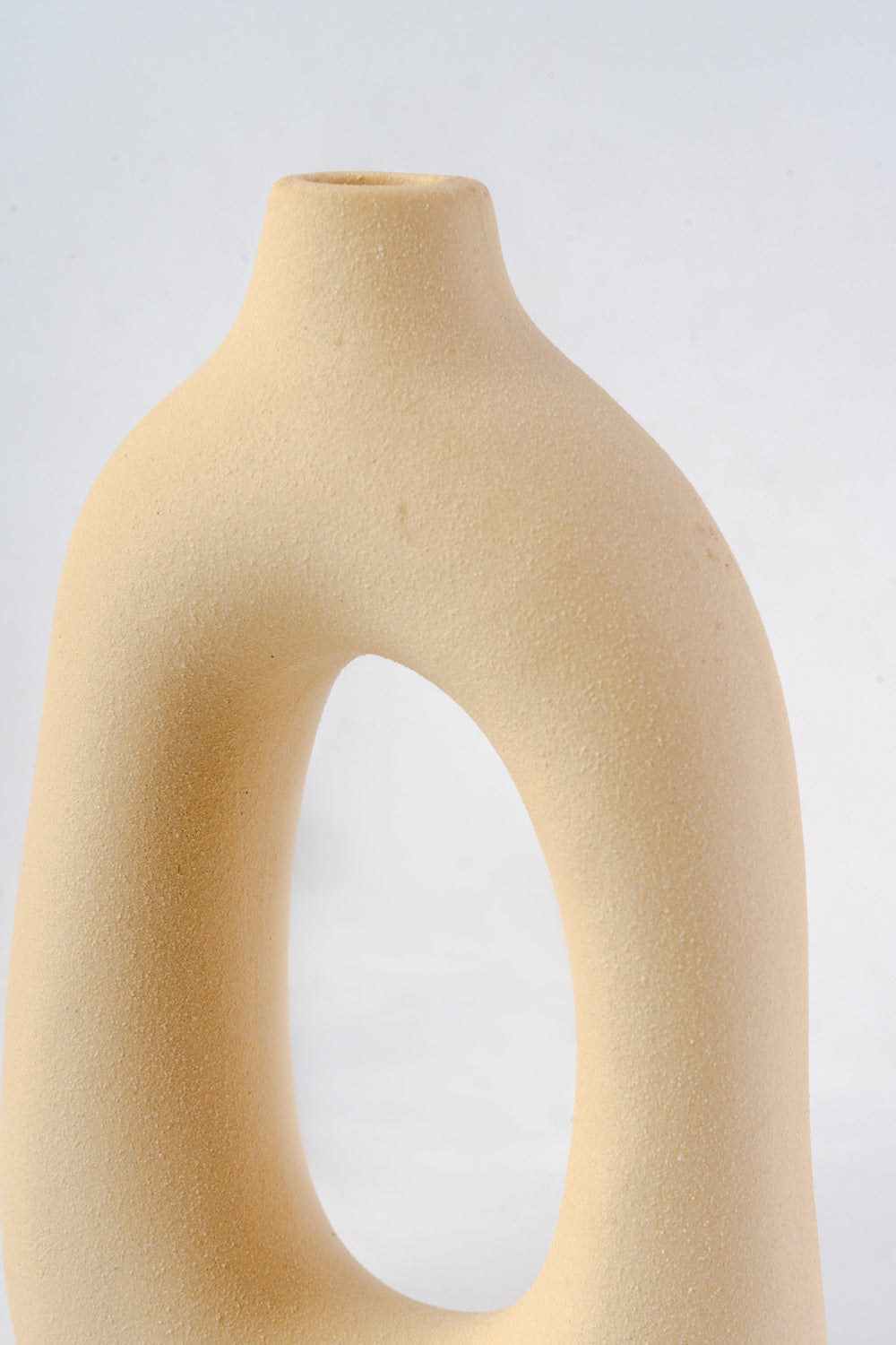 Dune Loop Sculpted Vase