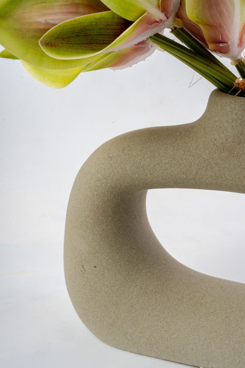 Dune Arc Sculptural Vase