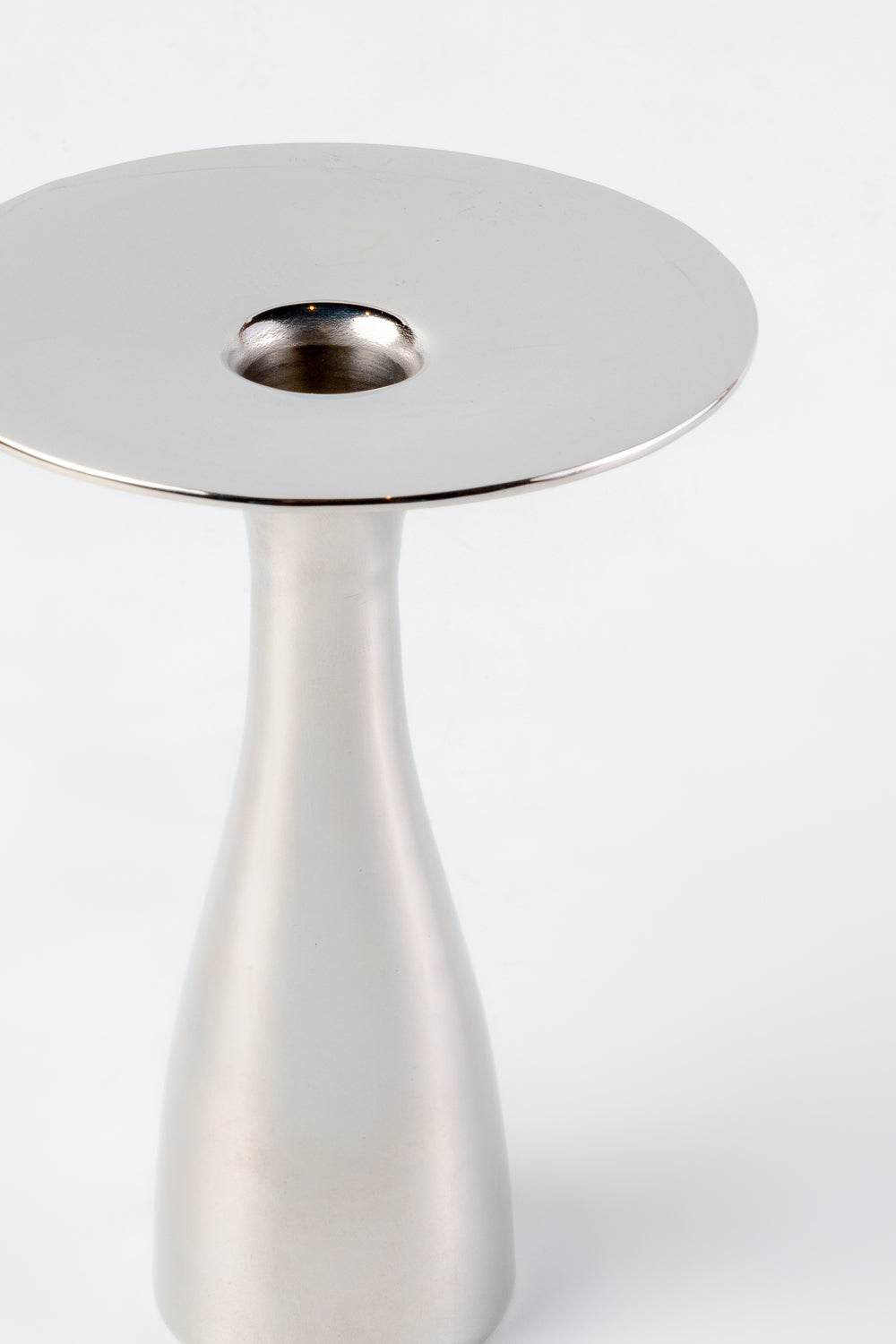 LUNA CHROME CANDLE STAND