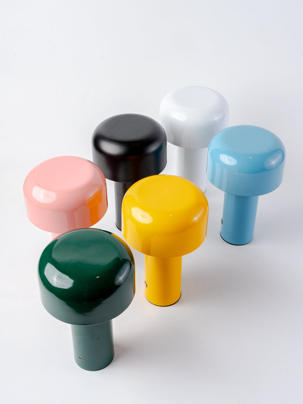 THE DEEP GLOW GARK BLACK