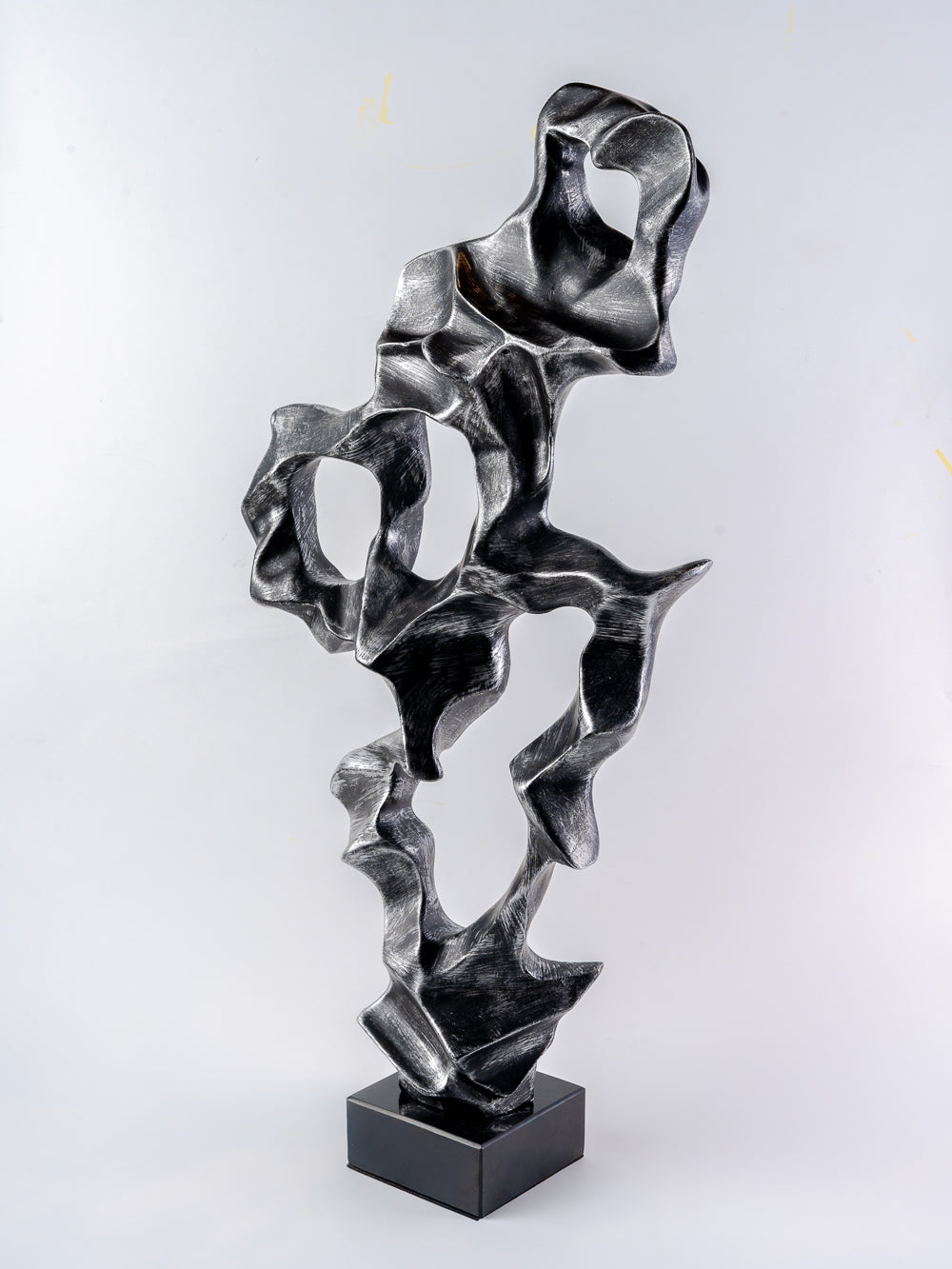 Ascendant Form Black