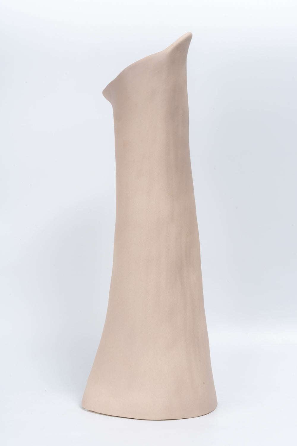 Noir Form Ivory Vase