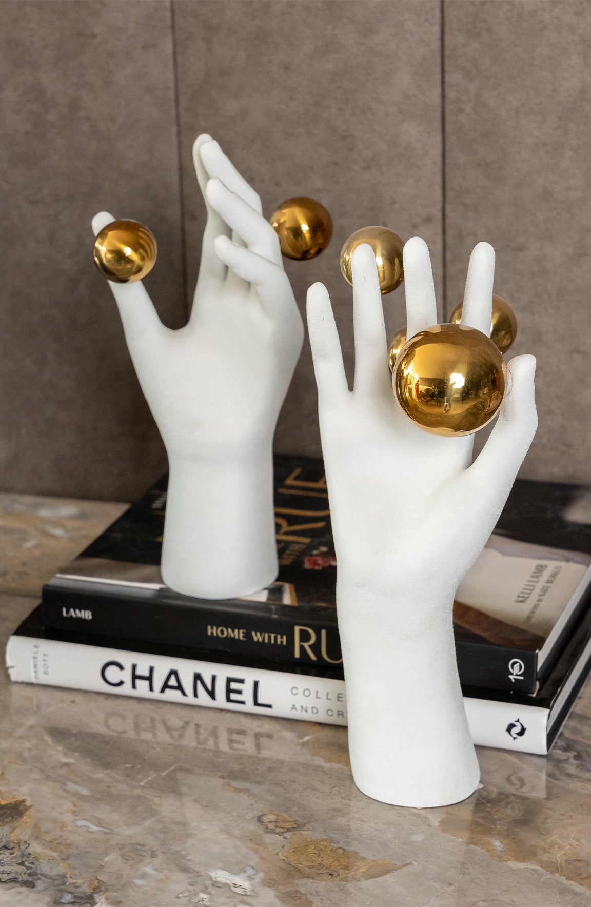 Finger Juggle Novelty Sculptures Decor Object