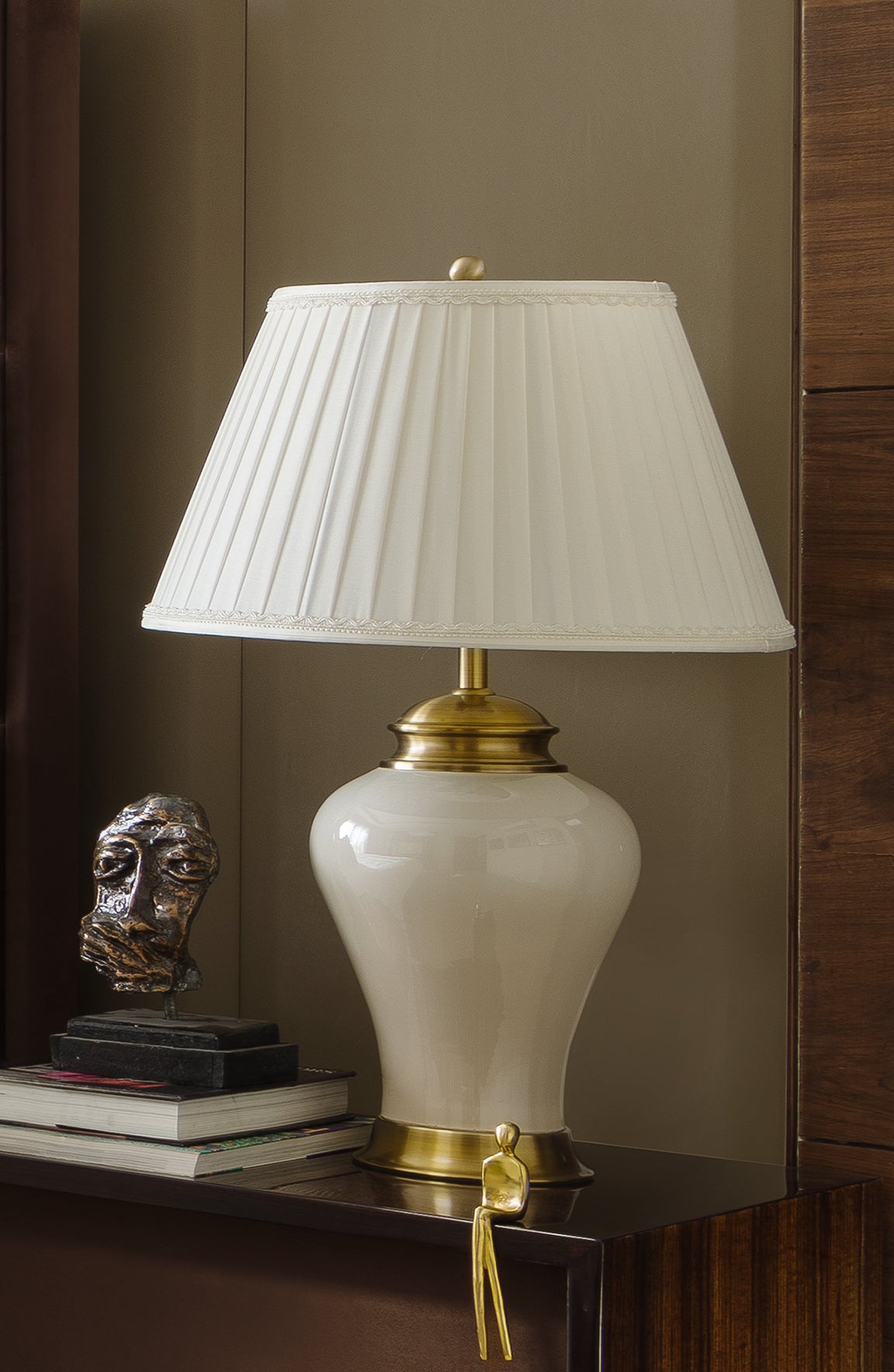 Henry Cream Solid Ceramic Table Lamp