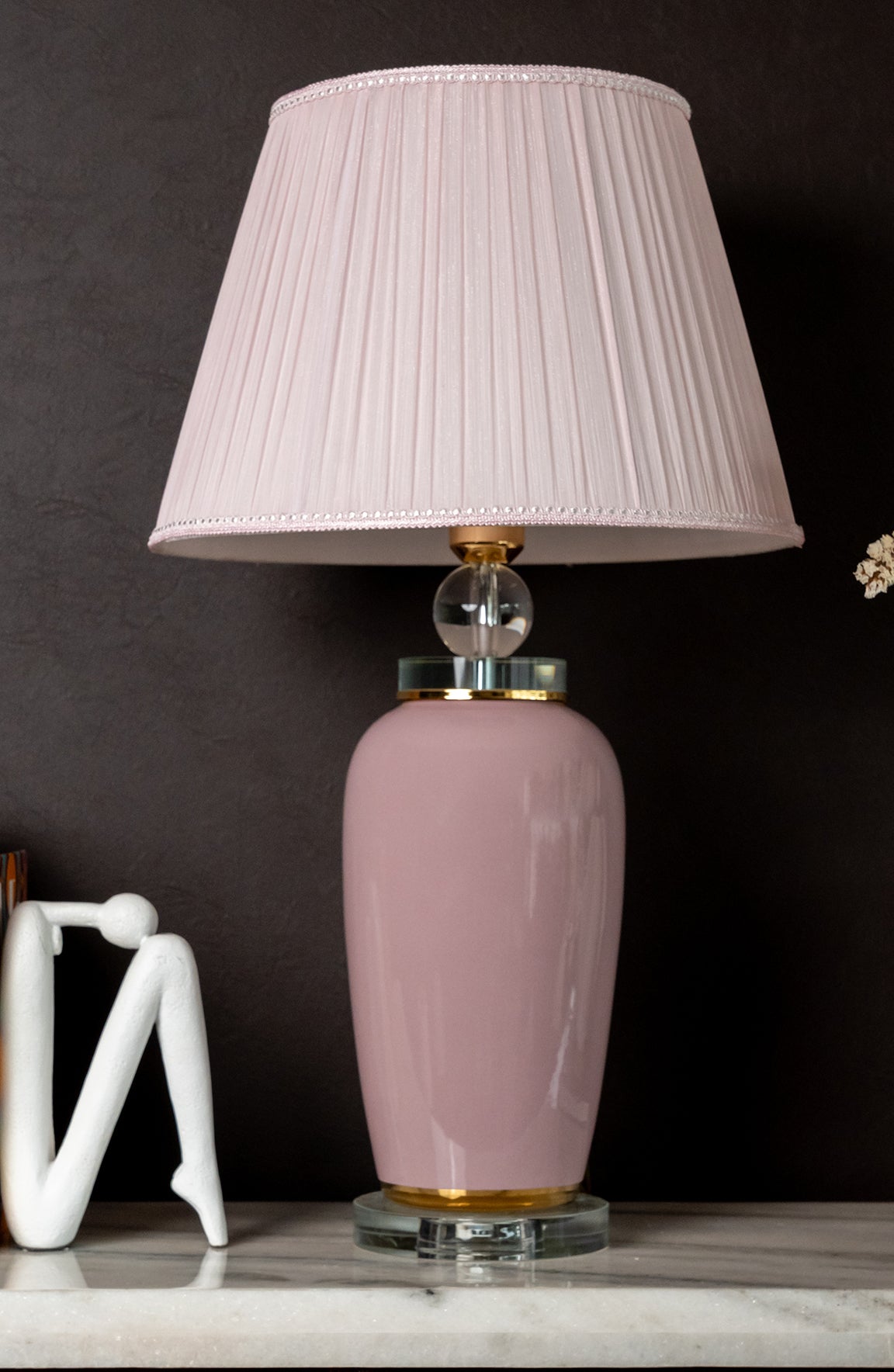 Ivy Rose Solid Cermaic Table Lamp