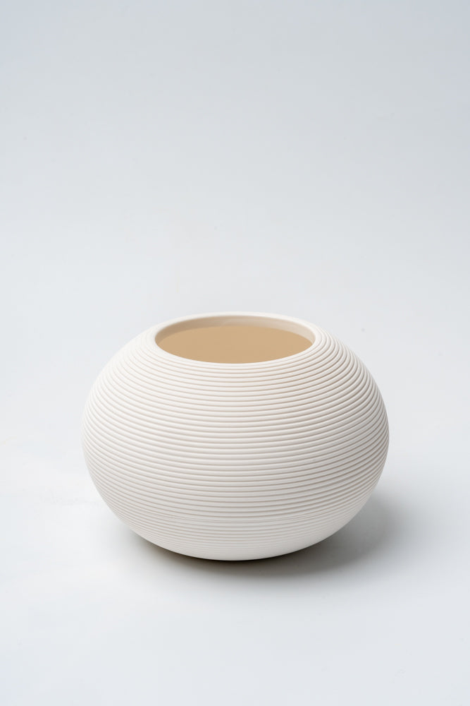 Ivory Vessra Accent Vase