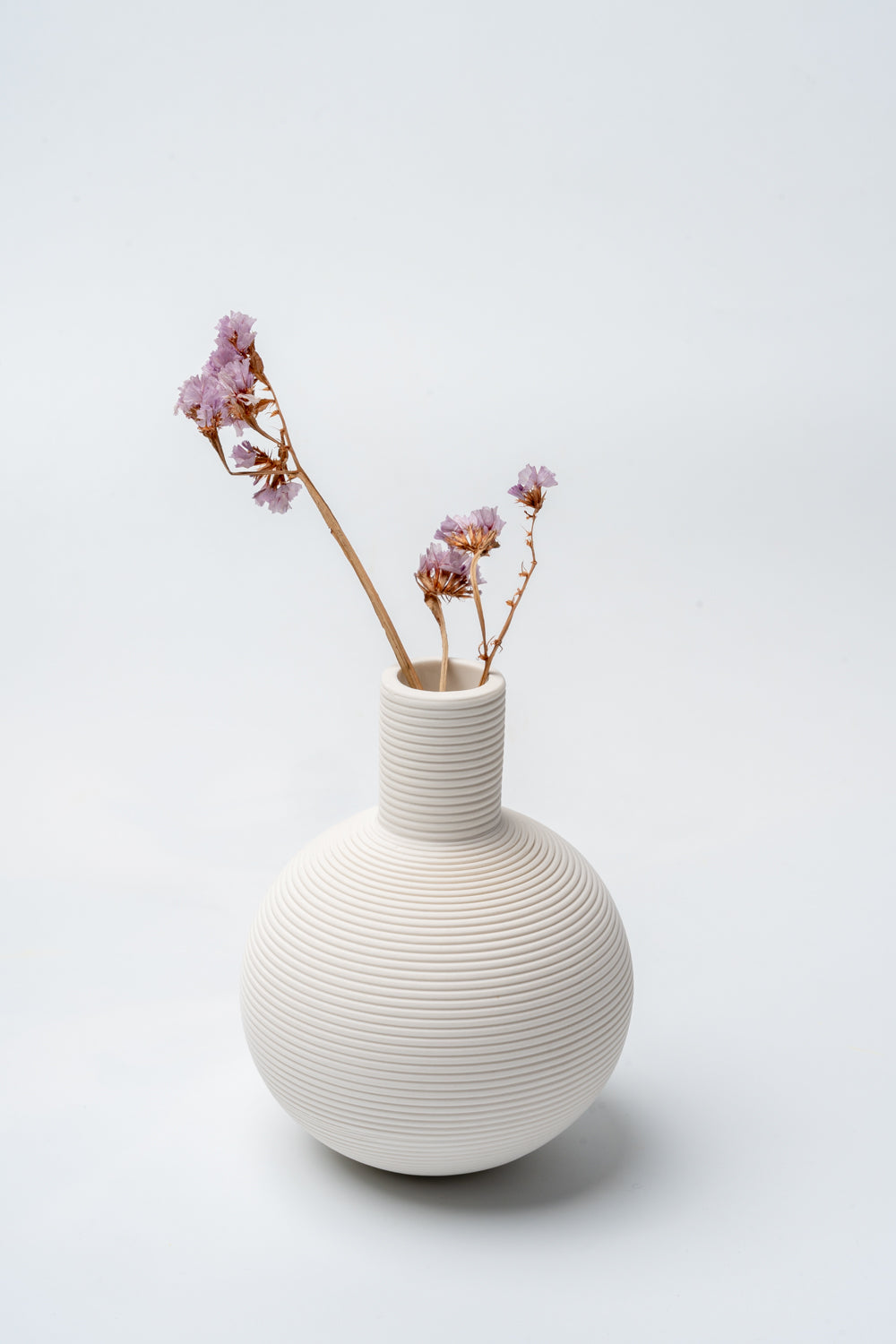 Ecrua Ribbed Vase