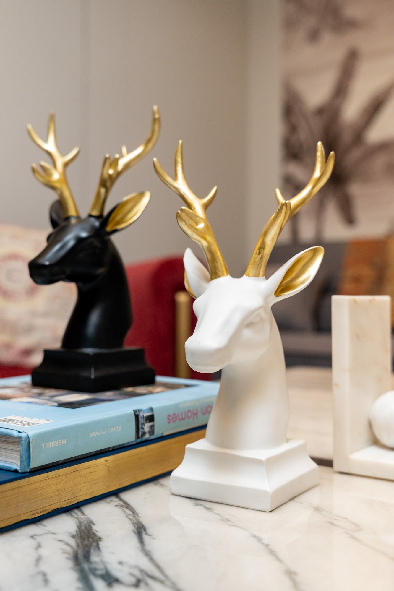 Reindeer Monochrome Figurines Decor Object