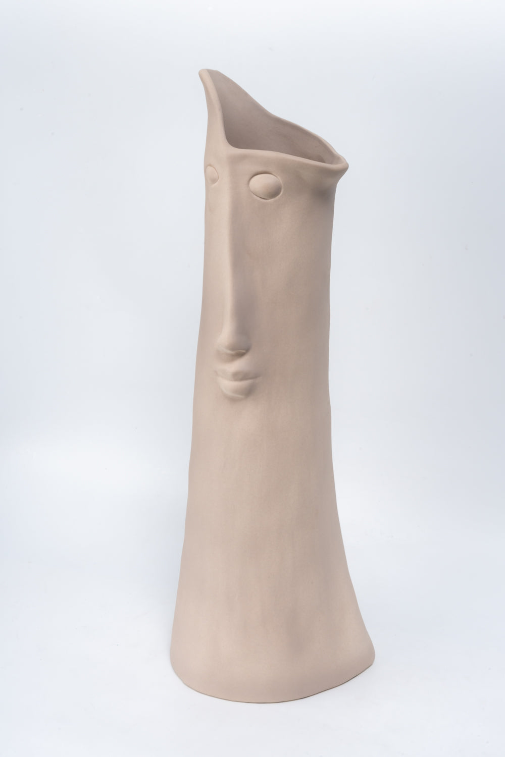 Noir Form Ivory Vase