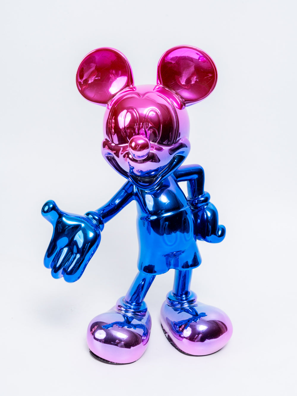 Luxe Hello Mickey Pink & Blue Pop Art Figurine