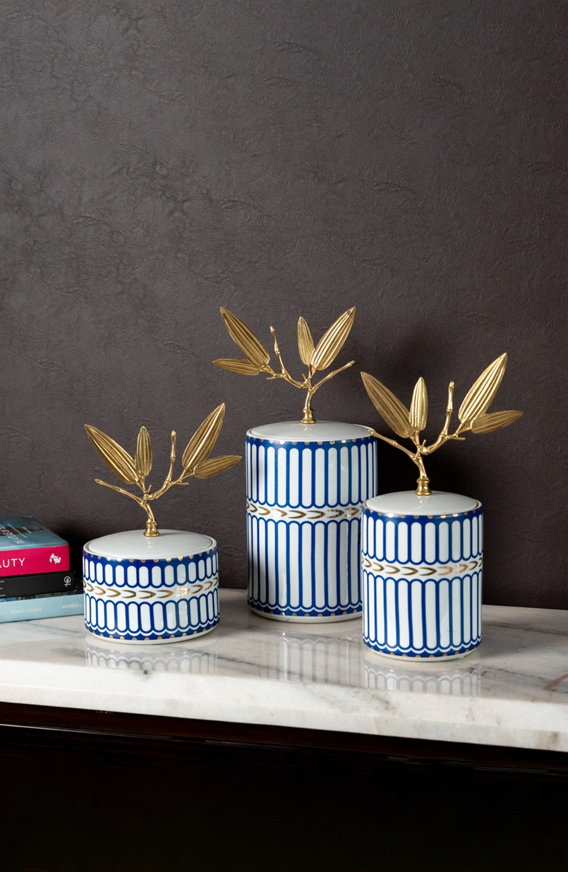Leaf Top Lid  Ceramic Ivory Blue Jar Set