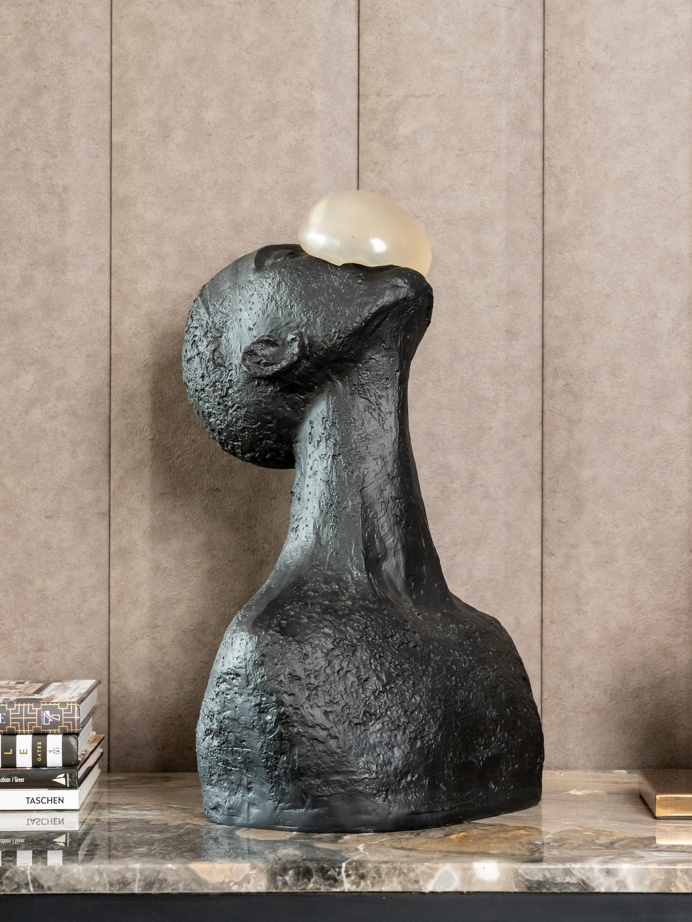 Gulp ball Sculpt Black Classic Bust Sculpts Decor Object
